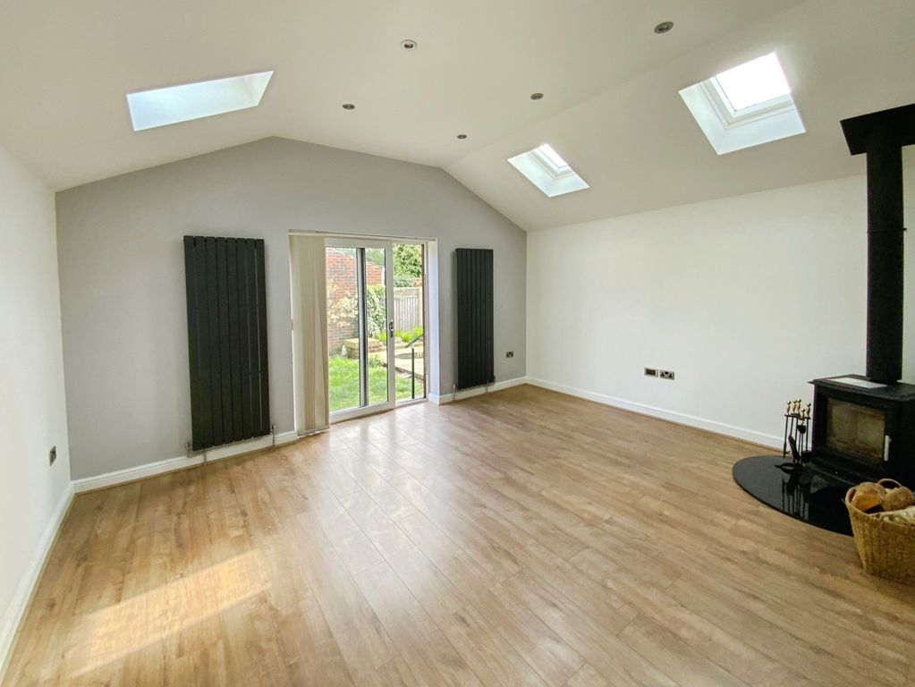 Property photo 3 of 17 Photo #3