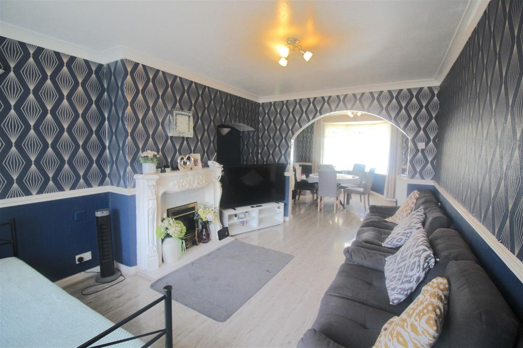 Property photo 2 of 11 Img_3594.Jpg