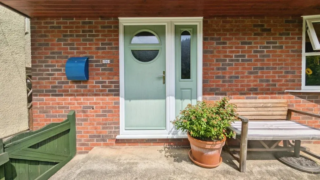 Property photo 2 of 25