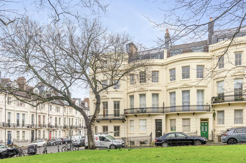 Property photo 2 of 15 Picture No. 05