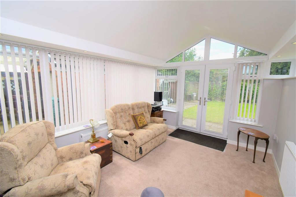 Property photo 3 of 17 Hoskers10F.Jpg