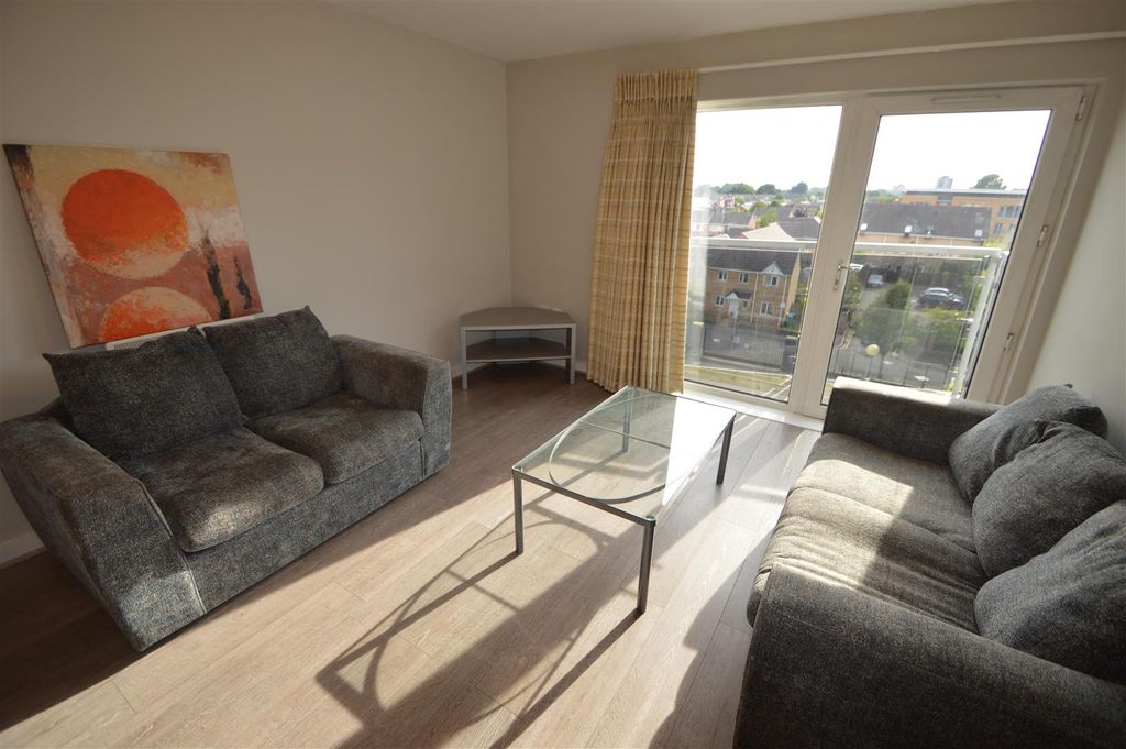 Property photo 2 of 7