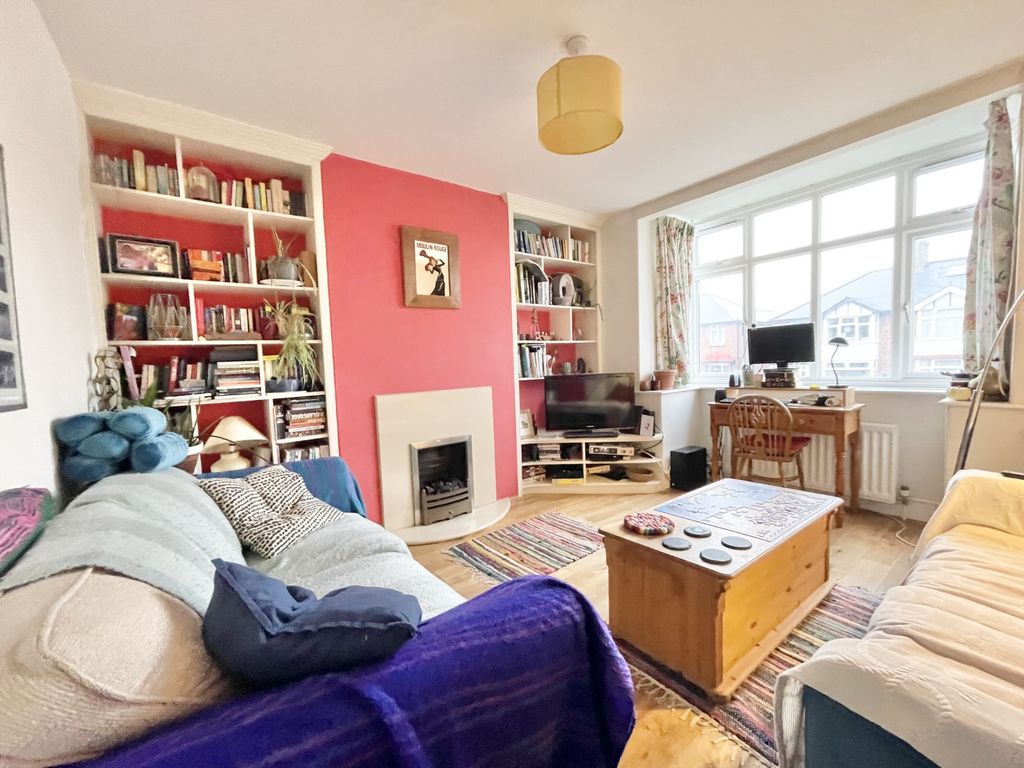 Property photo 2 of 17 Photo 2