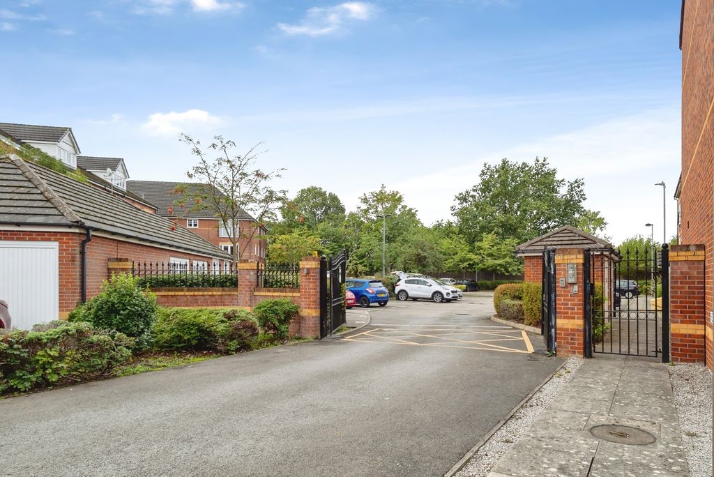 Property photo 2 of 14 Pbox-Img.Jpg