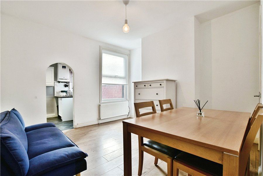 Property photo 3 of 15 Picture No. 04