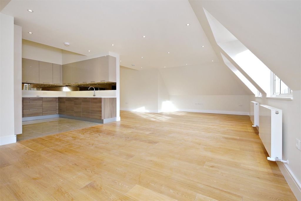 Property photo 3 of 14 3.Jpg