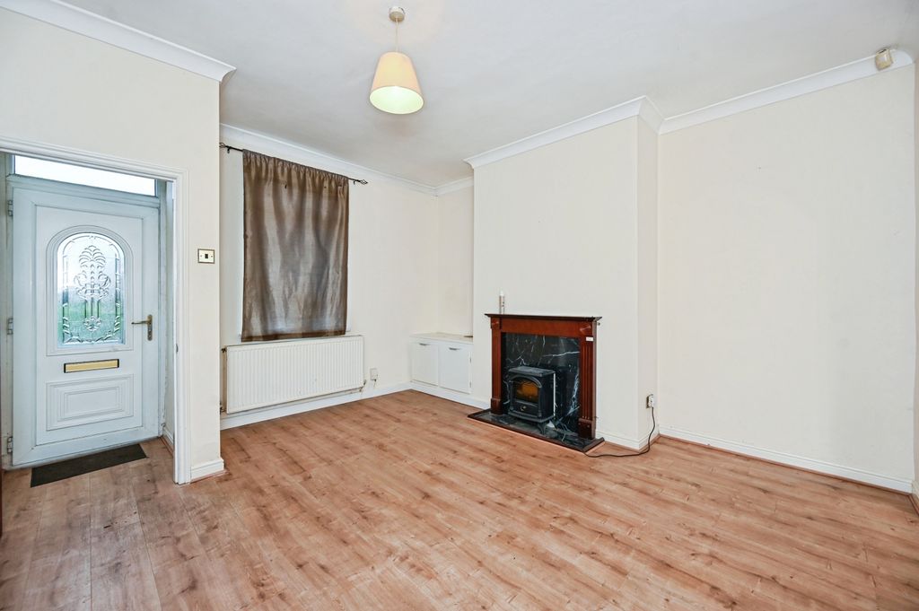 Property photo 3 of 15