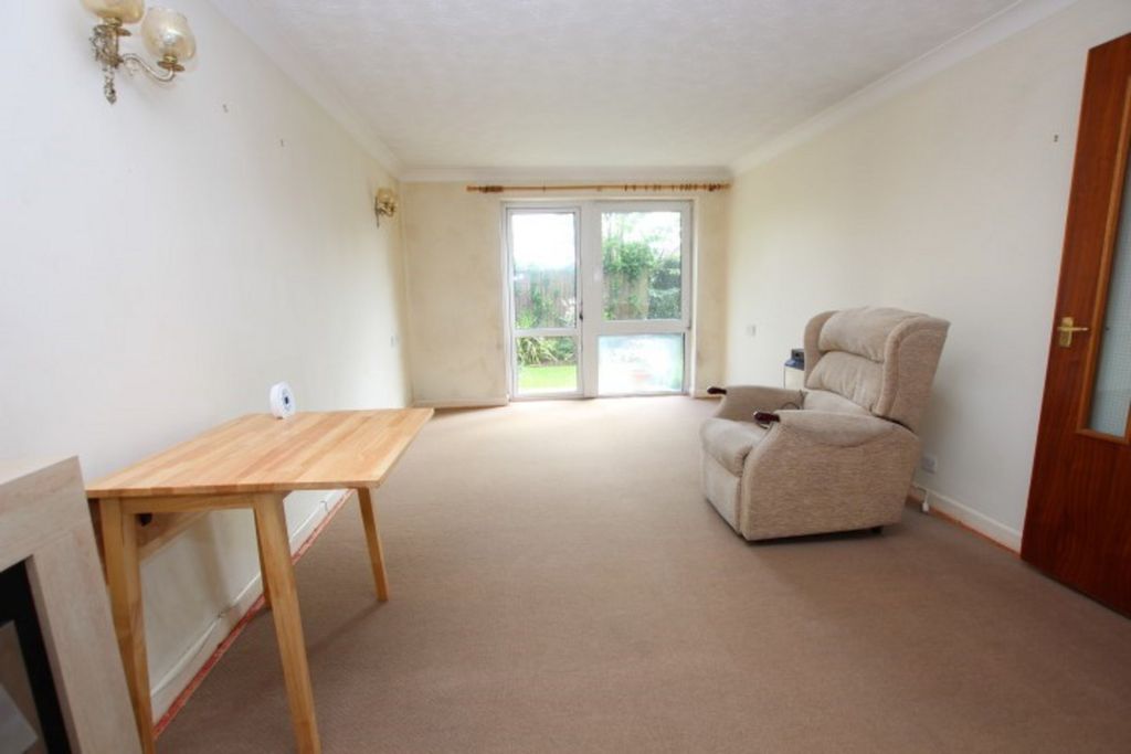 Property photo 3 of 13