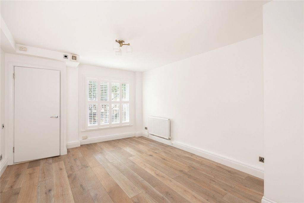 Property photo 1 of 11 Picture No. 10