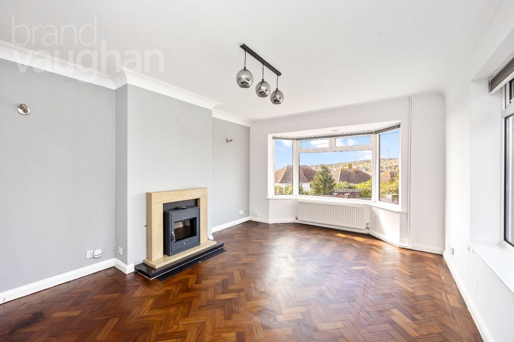 Property photo 2 of 28 Picture No. 22