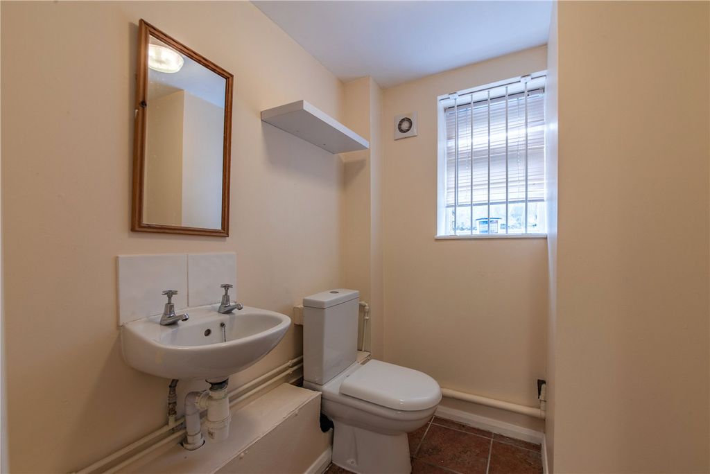 Additional image 25 of 4 bed semi-detached house for saleHigh Street, Hungerford, Berkshire RG17