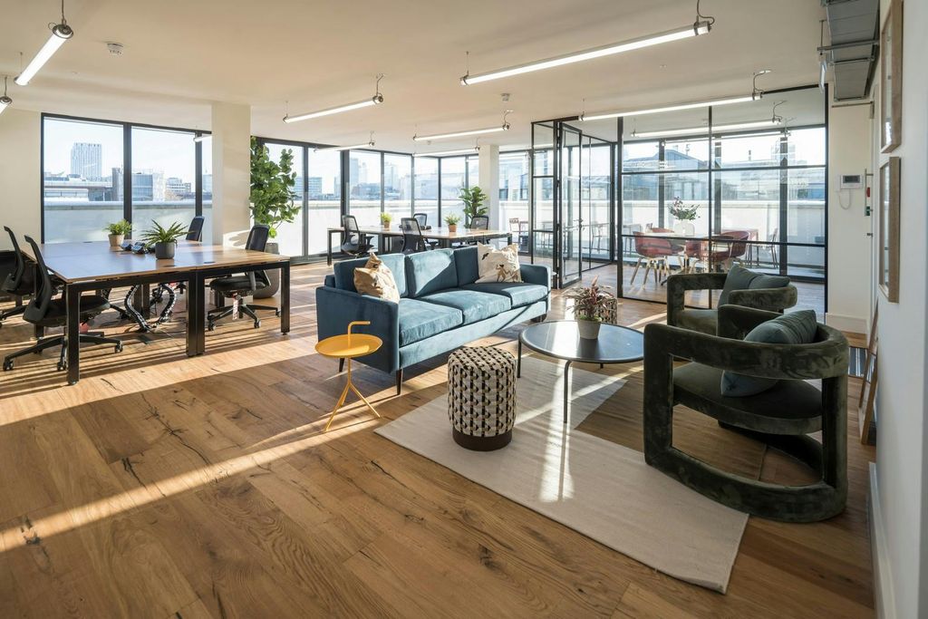 Property photo 1 of 12 Office Space / Breakout Area
