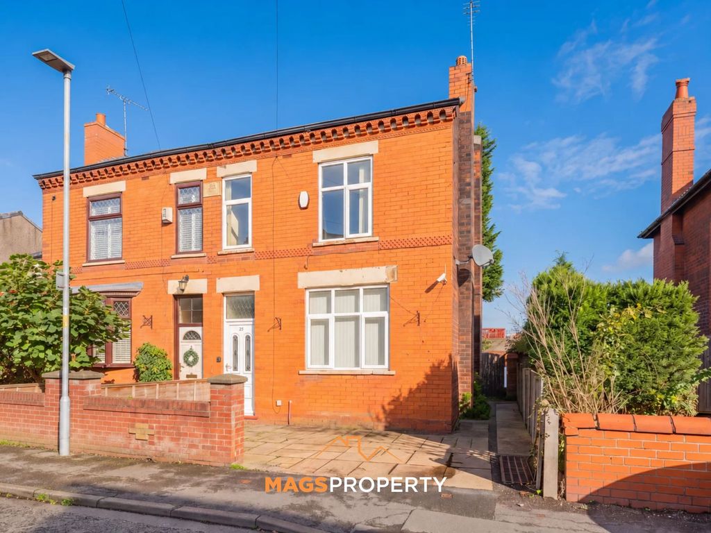 Property photo 1 of 18