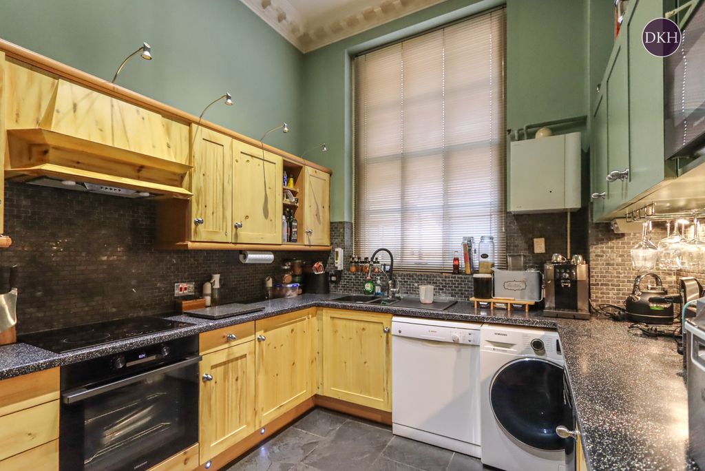Property photo 3 of 14 Picture No. 04