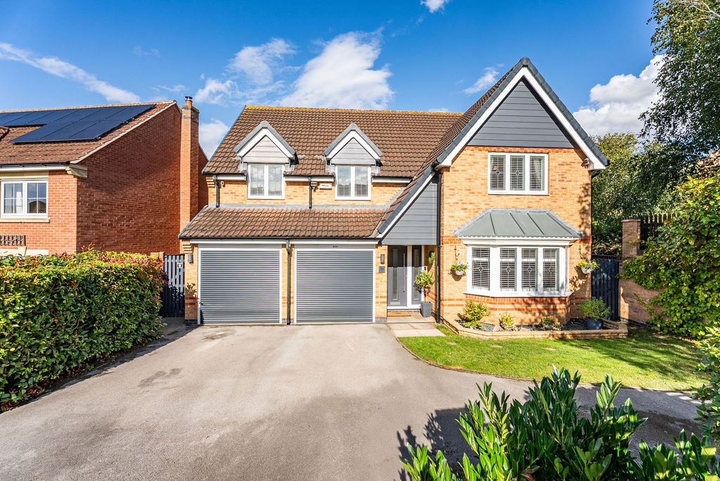 Property photo 1 of 54