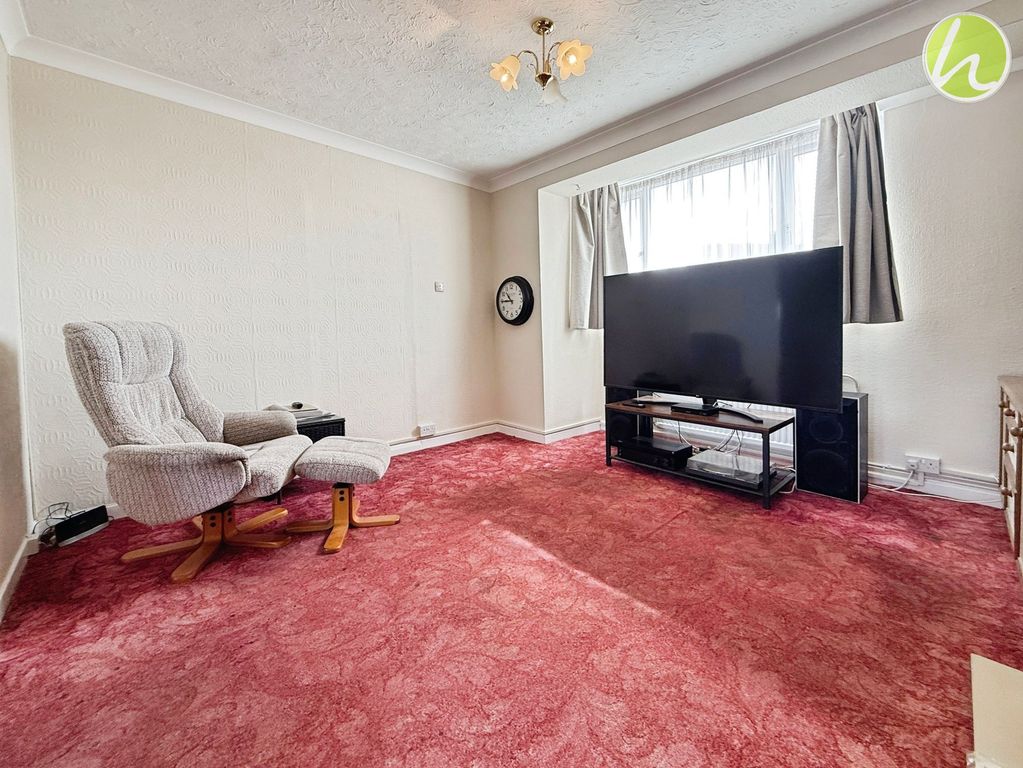 Property photo 3 of 24