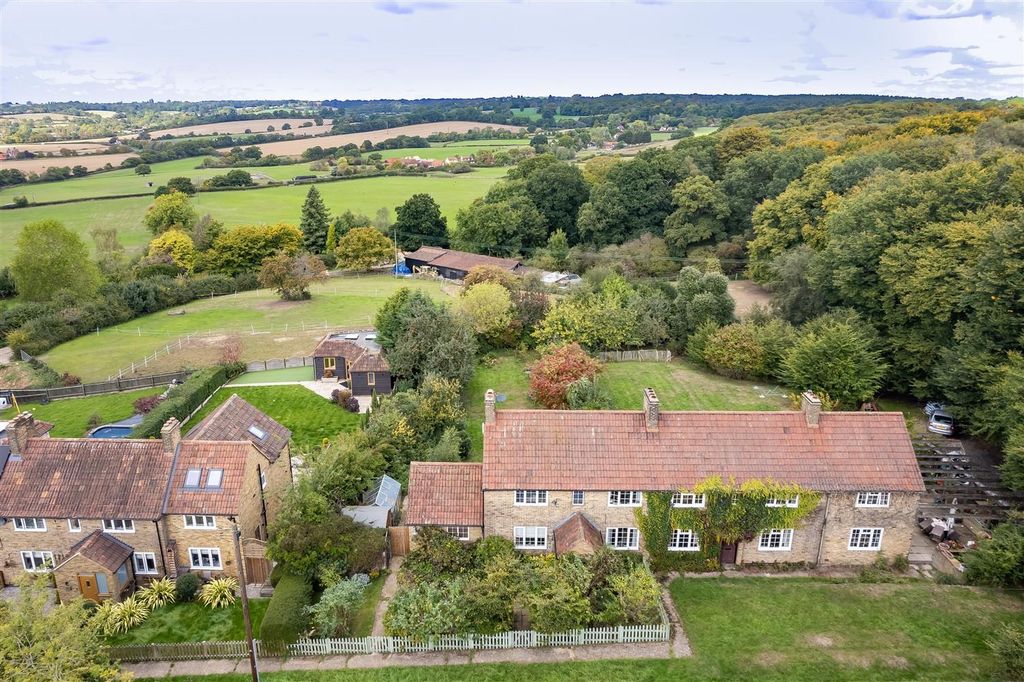 Property photo 3 of 33 2 Hilltop Cottage Aerial  (4).Jpg