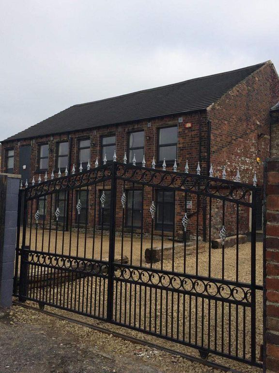 Property photo 1 of 6