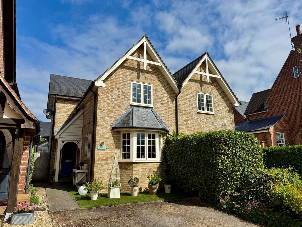 Property photo 1 of 21