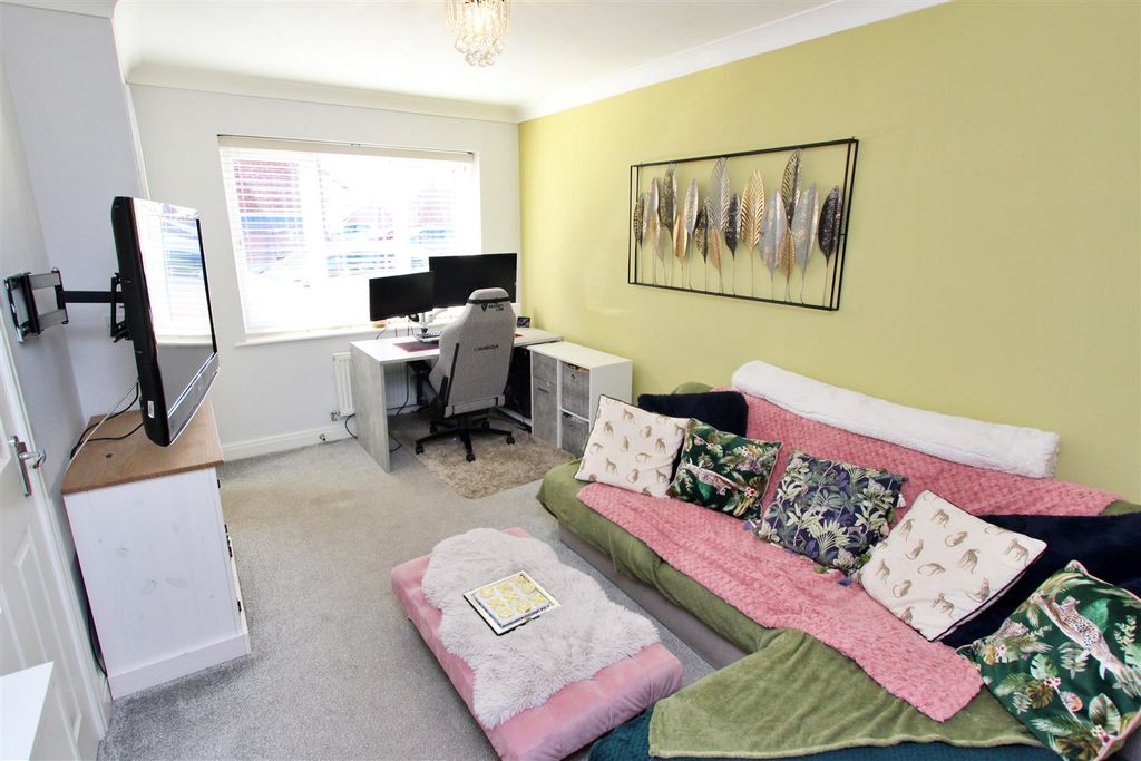 Property photo 3 of 16 Img_7611.Jpg
