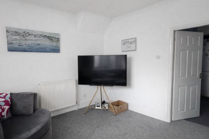 Property photo 3 of 8 Photo 3