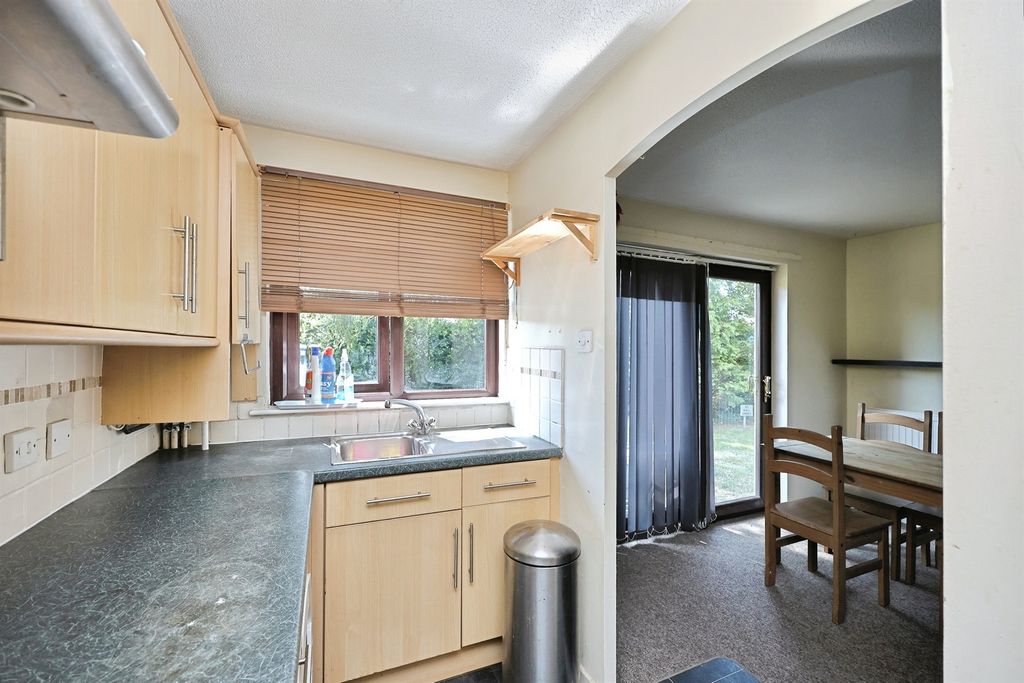 Property photo 3 of 13