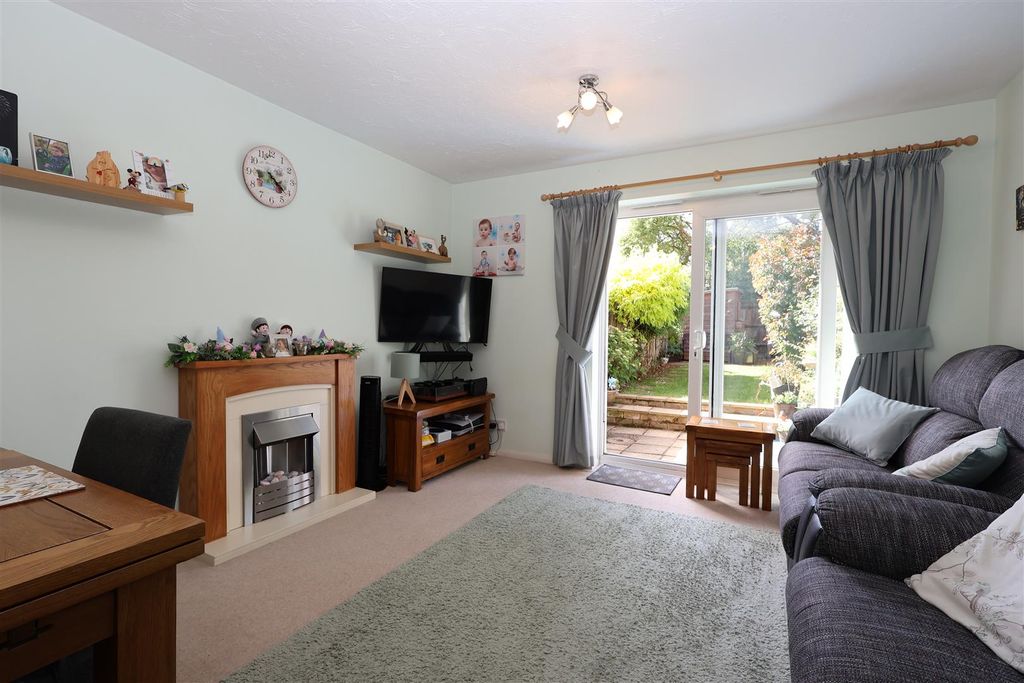 Property photo 3 of 13 Img_0562.Jpg