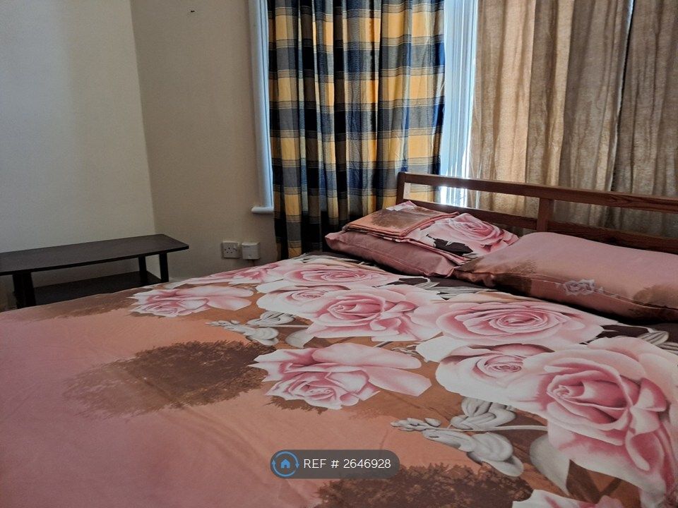 Property photo 3 of 4