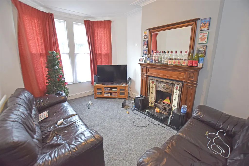 Apartment in Cardiff CF14, Gabalfa - View 3