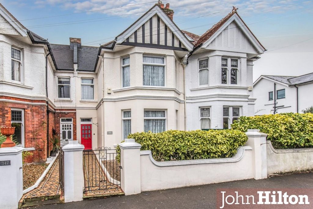 Property photo 1 of 19 Ditchling Road-2.Jpg