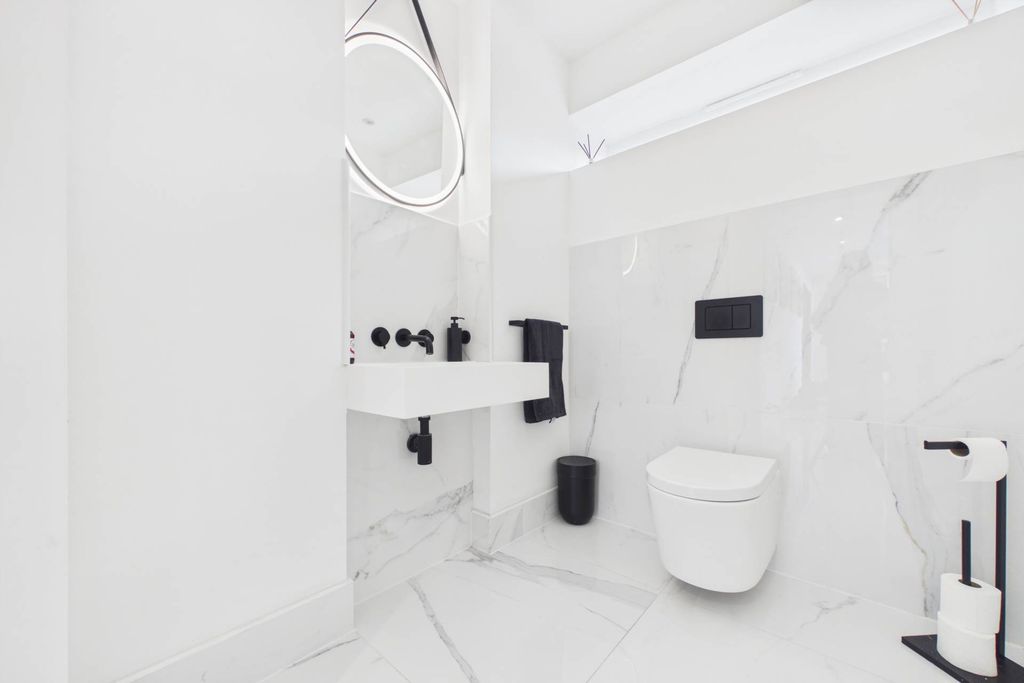 Additional image 16 of 5 bed detached house for saleClyde Street, Carluke ML8