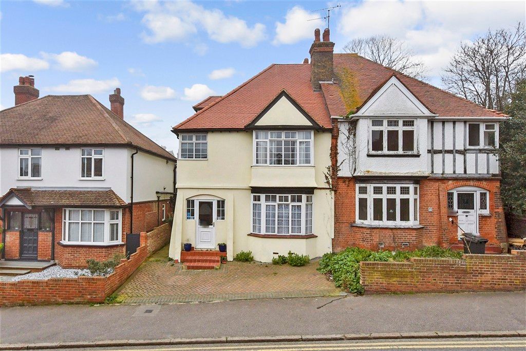 Property photo 1 of 18 Front...(Web)