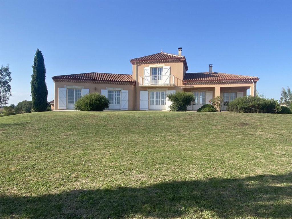 Property photo 2 of 25