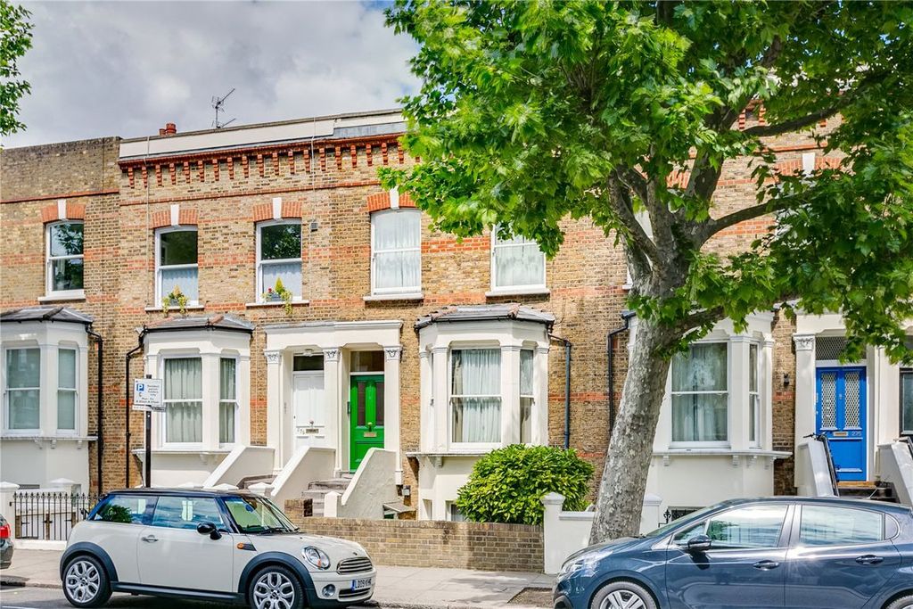 Property photo 1 of 11
