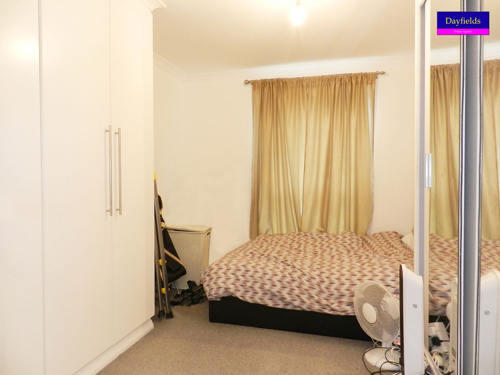 Property photo 3 of 6