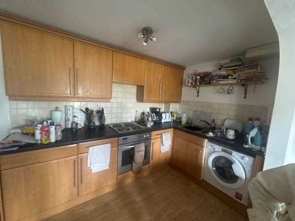 Property photo 2 of 4 Kitchen