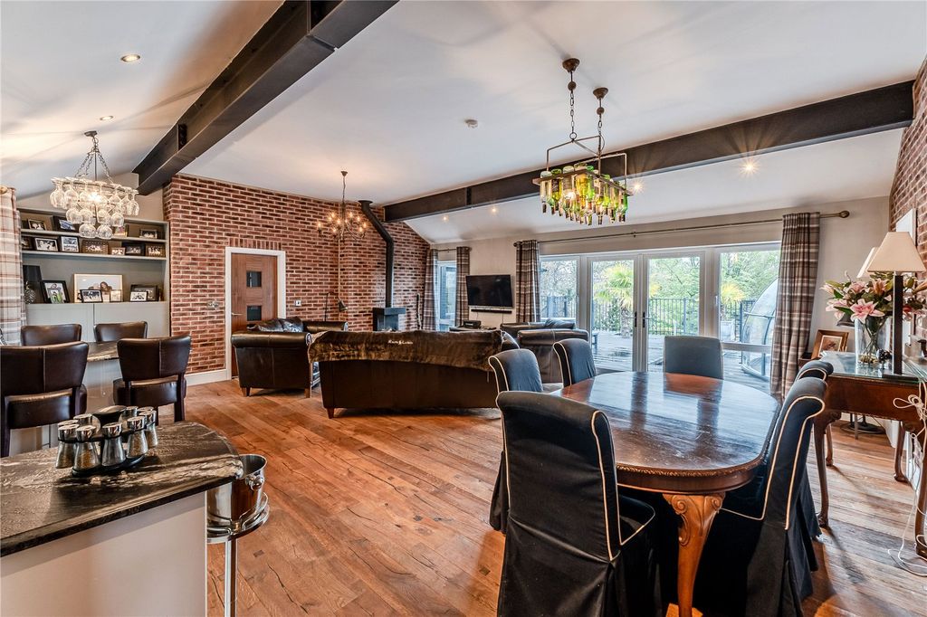 Property photo 2 of 20 Picture No. 09