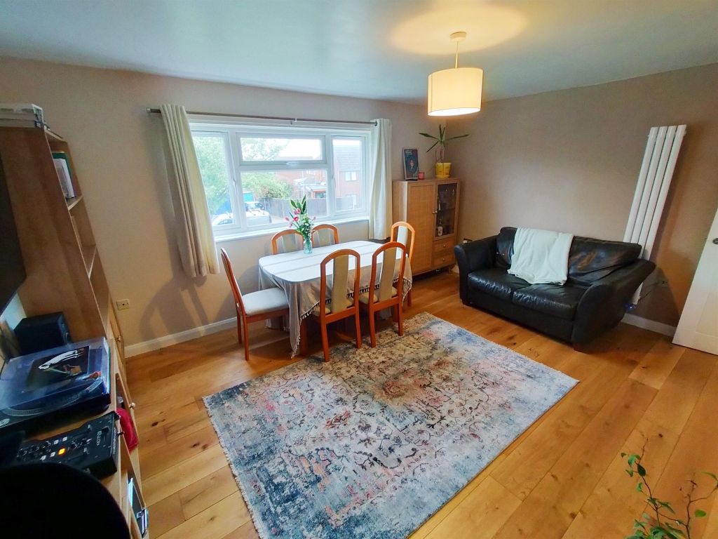 Property photo 3 of 14