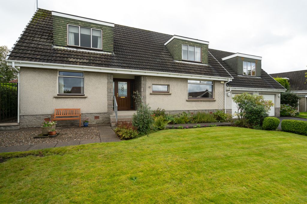 Property photo 1 of 29