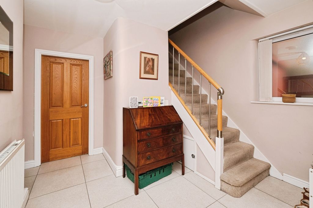 Property photo 2 of 17 Pbox-Img.Jpg