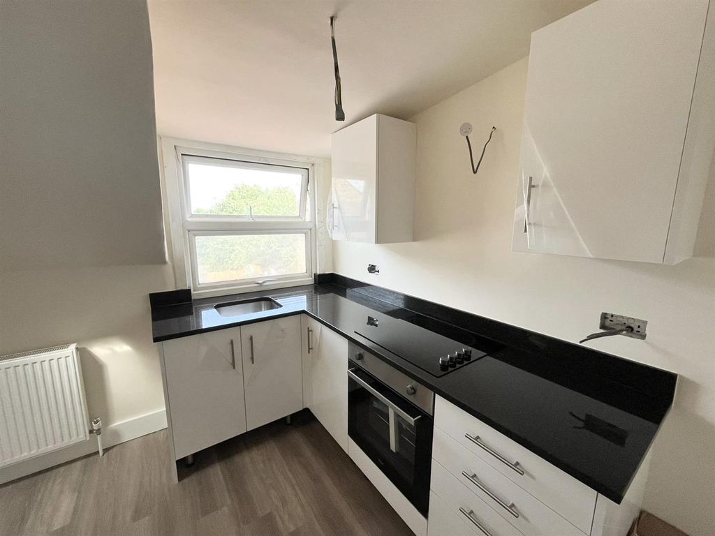 Property photo 2 of 5 8Ea394F9-15Ef-4c81-Bd3c-91992E35B1Ea.Jpg