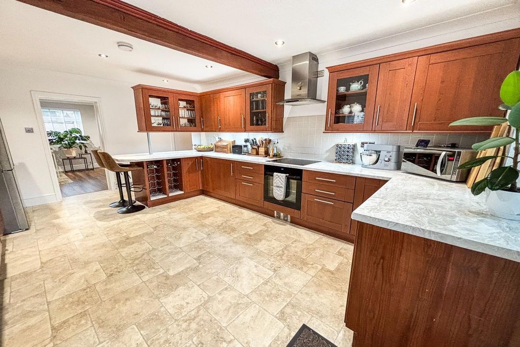 Property photo 3 of 23 Tlc_2A827174-F6E2-428E-9053-d3d3Df5455F9_2De9B91.J