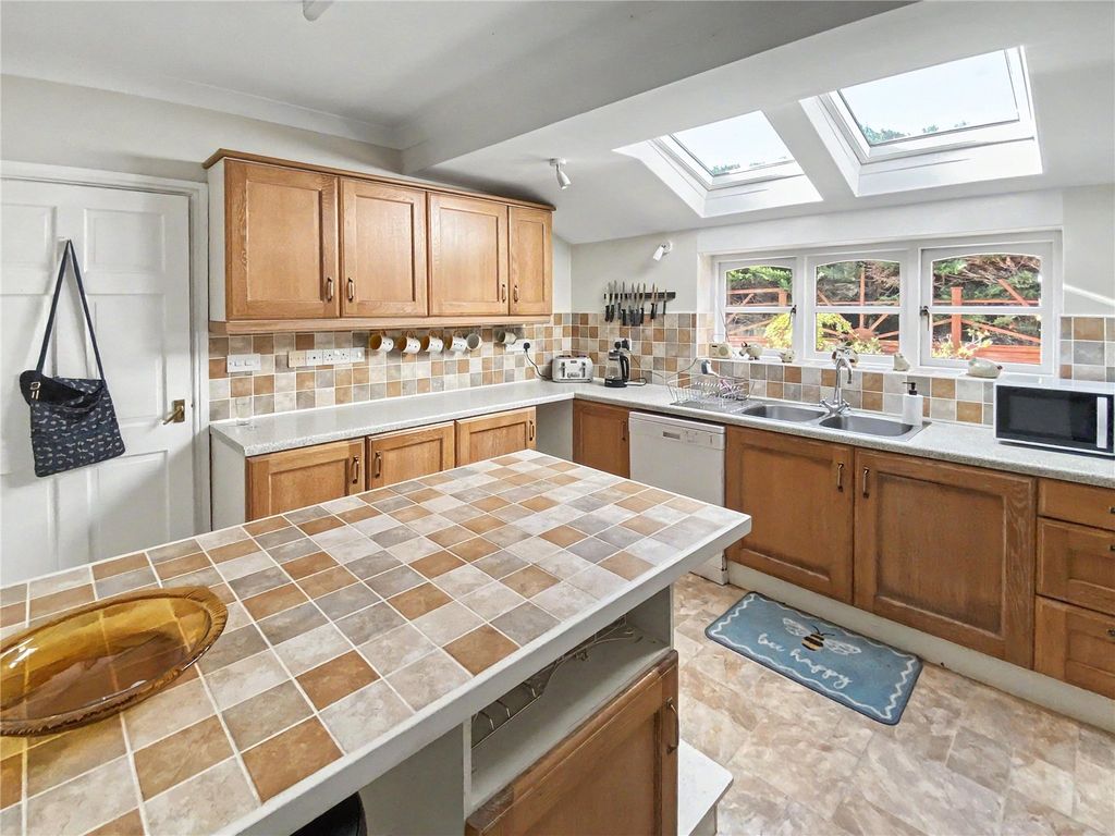 Property photo 3 of 17 Picture No. 05