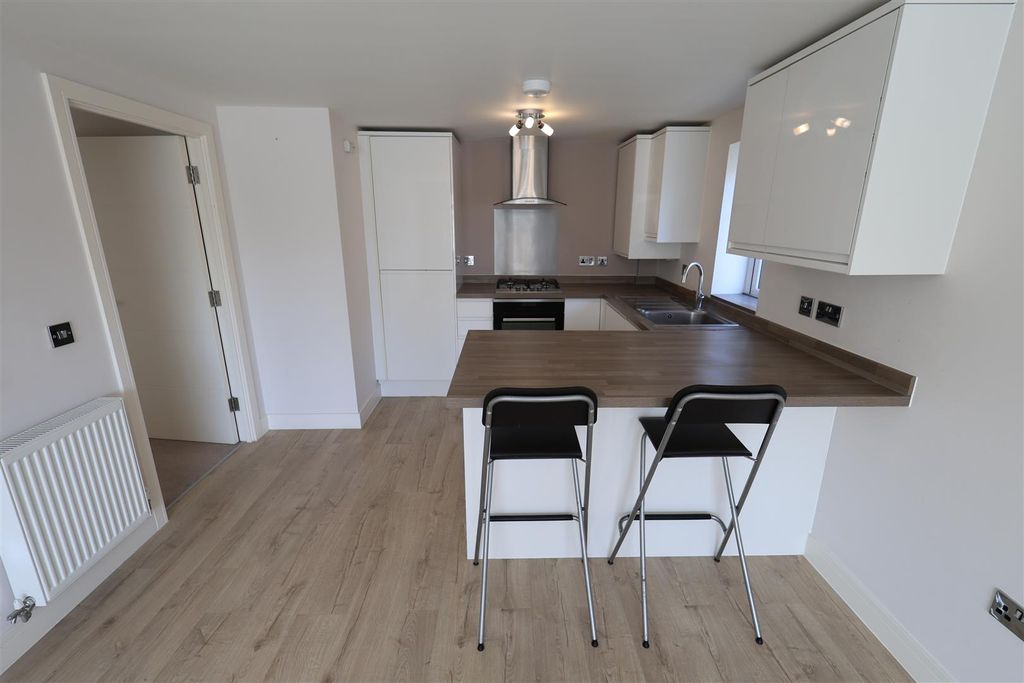 Property photo 3 of 21 Dp Kitchen ii.Jpg