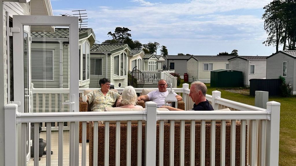 Property photo 2 of 13