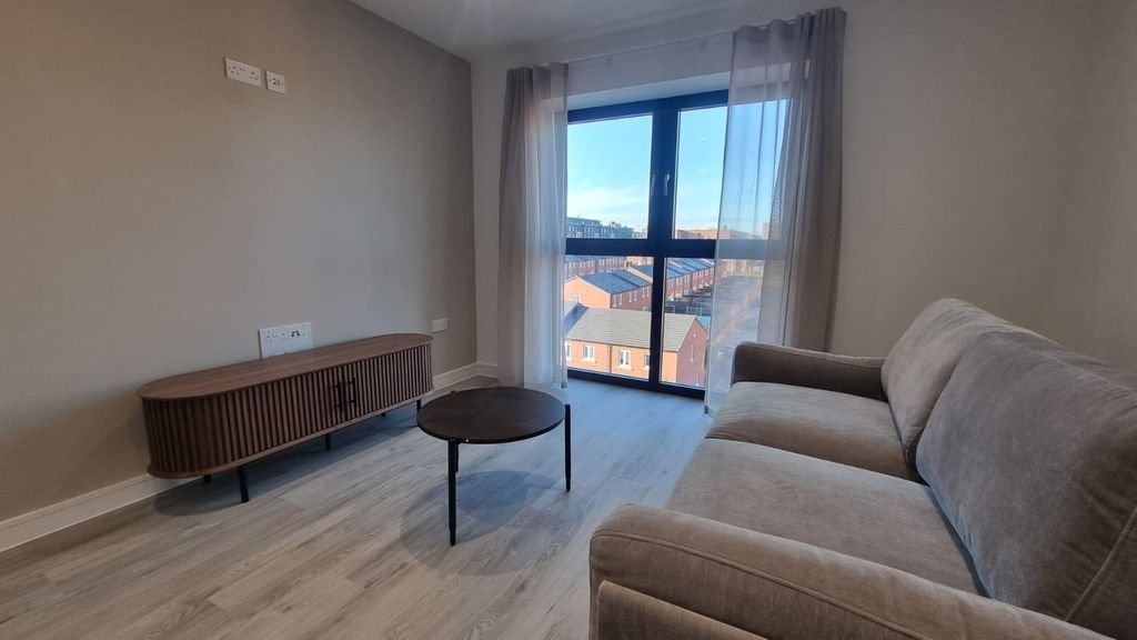 Property photo 3 of 14 Image