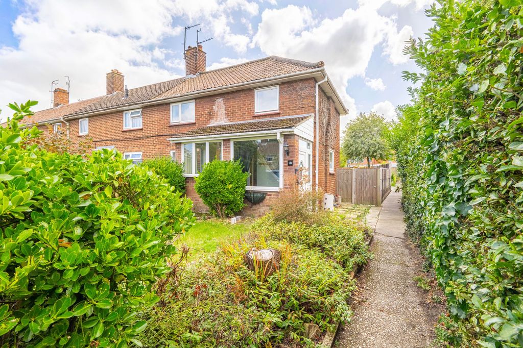 Property photo 2 of 14