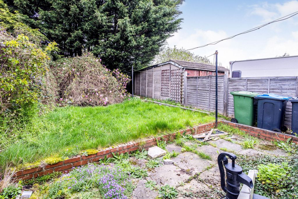 Property photo 3 of 12 7 Potlands, Leeming Bar, Northallerton DL7 9Ba