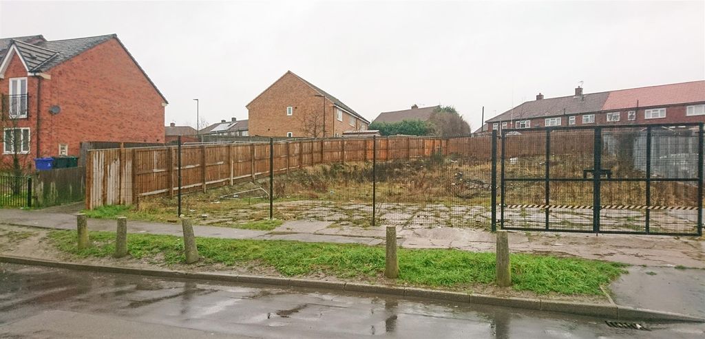 Property photo 2 of 10 Land