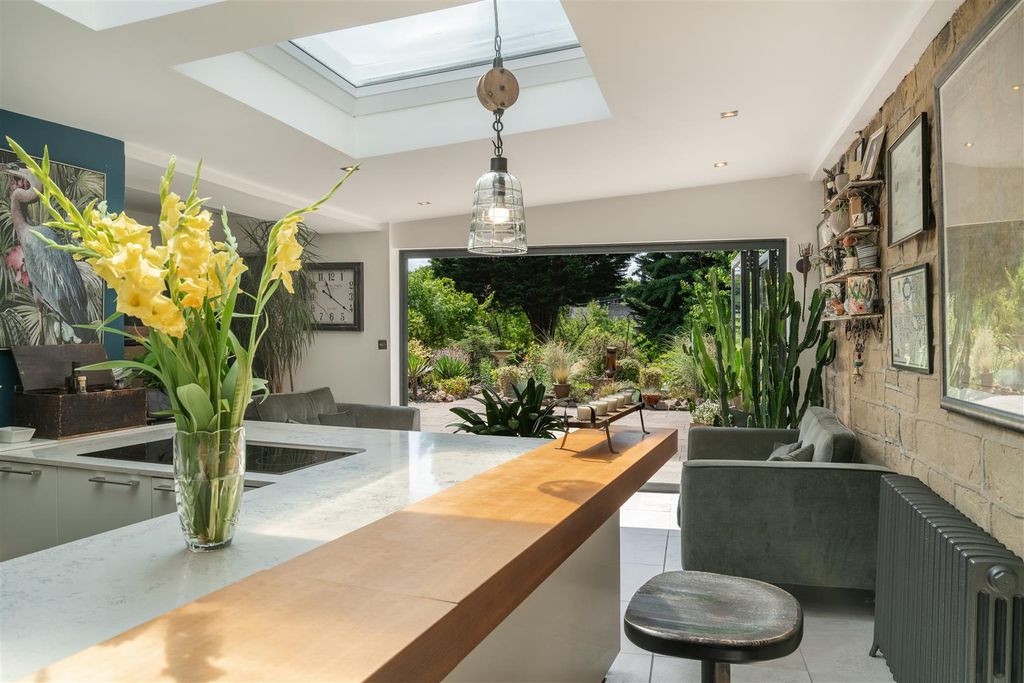 Property photo 2 of 25 _A7R4825-Hdr.Jpg